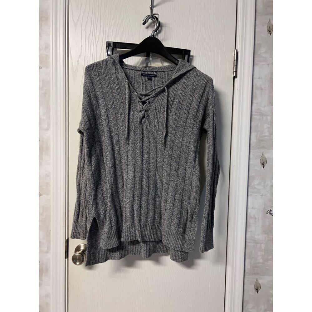 American Eagle Sweater
